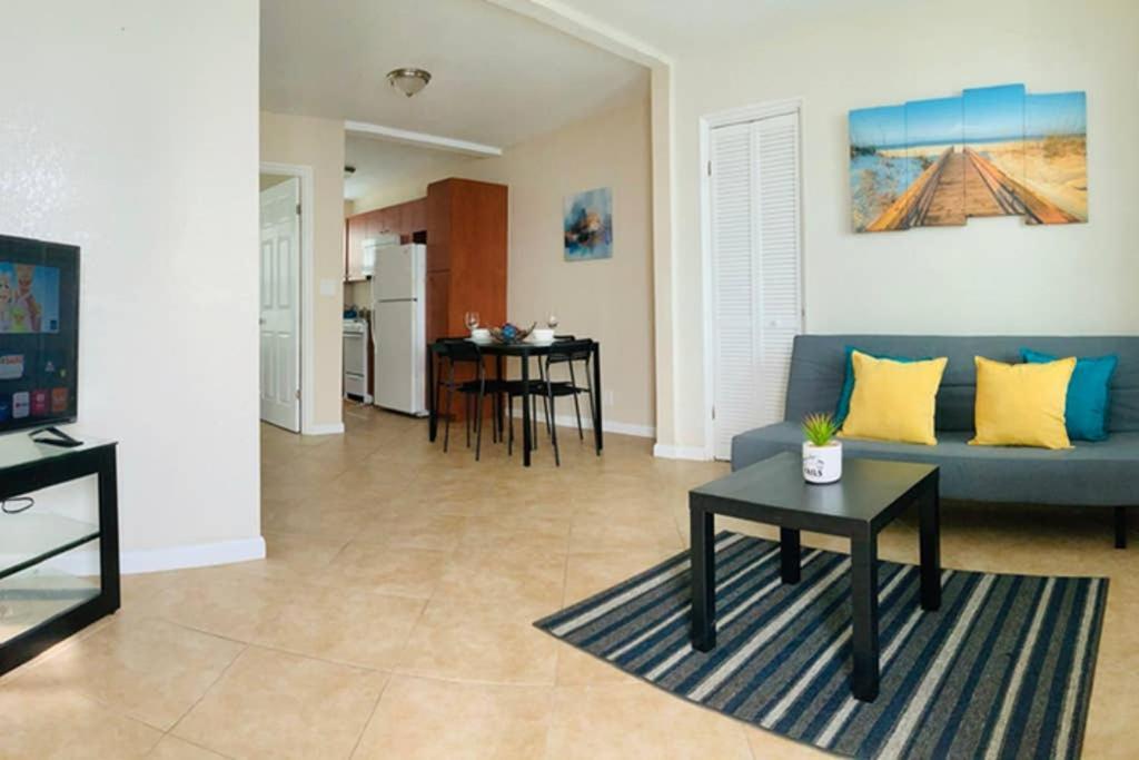 Hollywood Beach Apartments - Walk To The Beach Exteriér fotografie