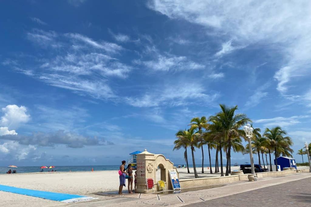 Hollywood Beach Apartments - Walk To The Beach Exteriér fotografie